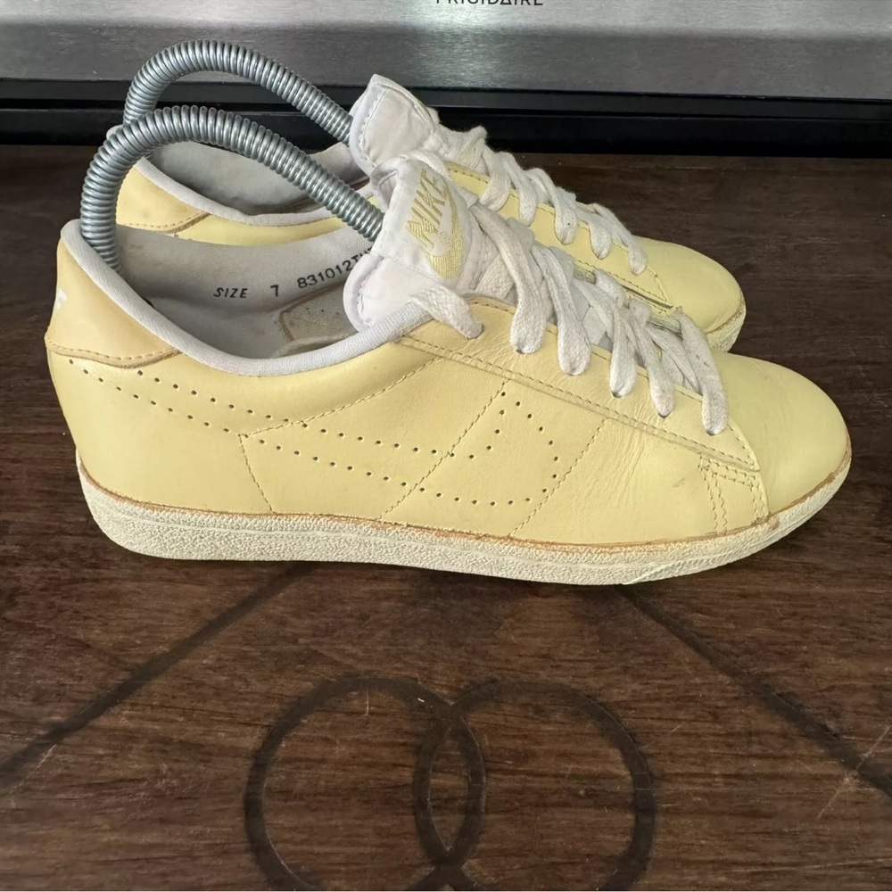 Nike Vintage Wimbledon Shoes Sneakers Trainers, 1980s 1983, U.S. Size 7
